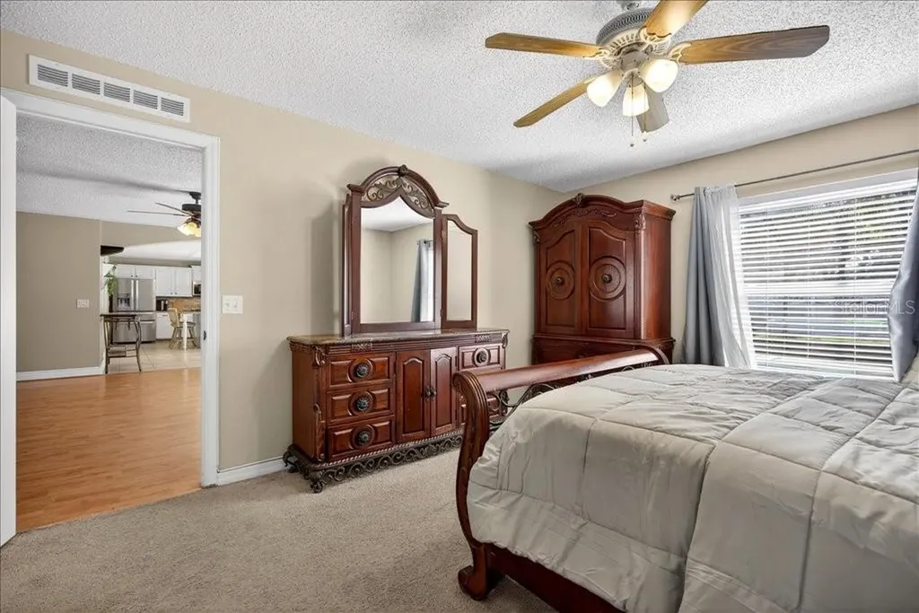 33 Red Barn Drive Palm Coast FL 32164