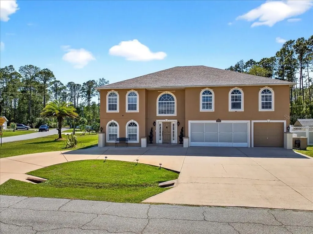 33 Red Barn Drive Palm Coast FL 32164