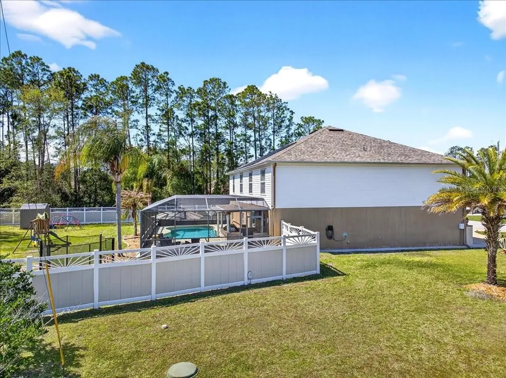 33 Red Barn Drive Palm Coast FL 32164
