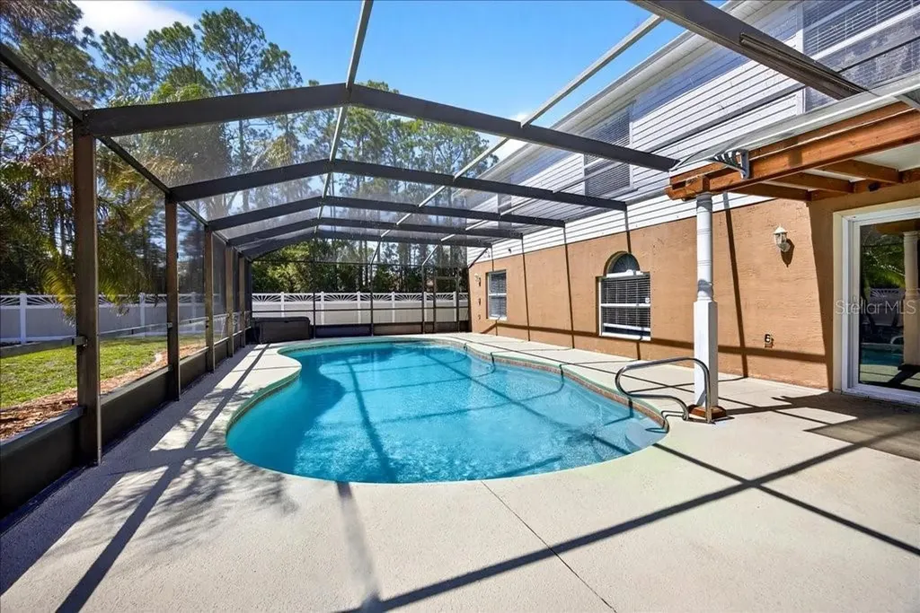 33 Red Barn Drive Palm Coast FL 32164
