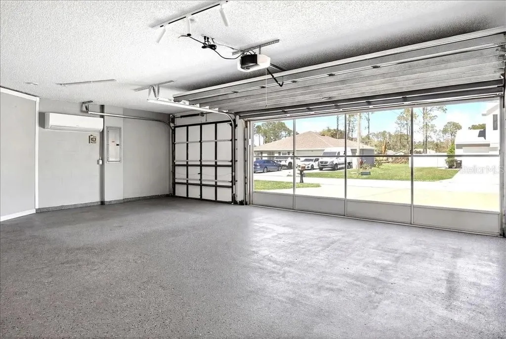 33 Red Barn Drive Palm Coast FL 32164