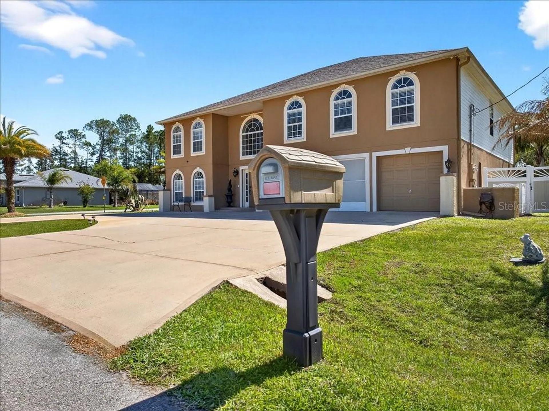 33 Red Barn Drive Palm Coast FL 32164