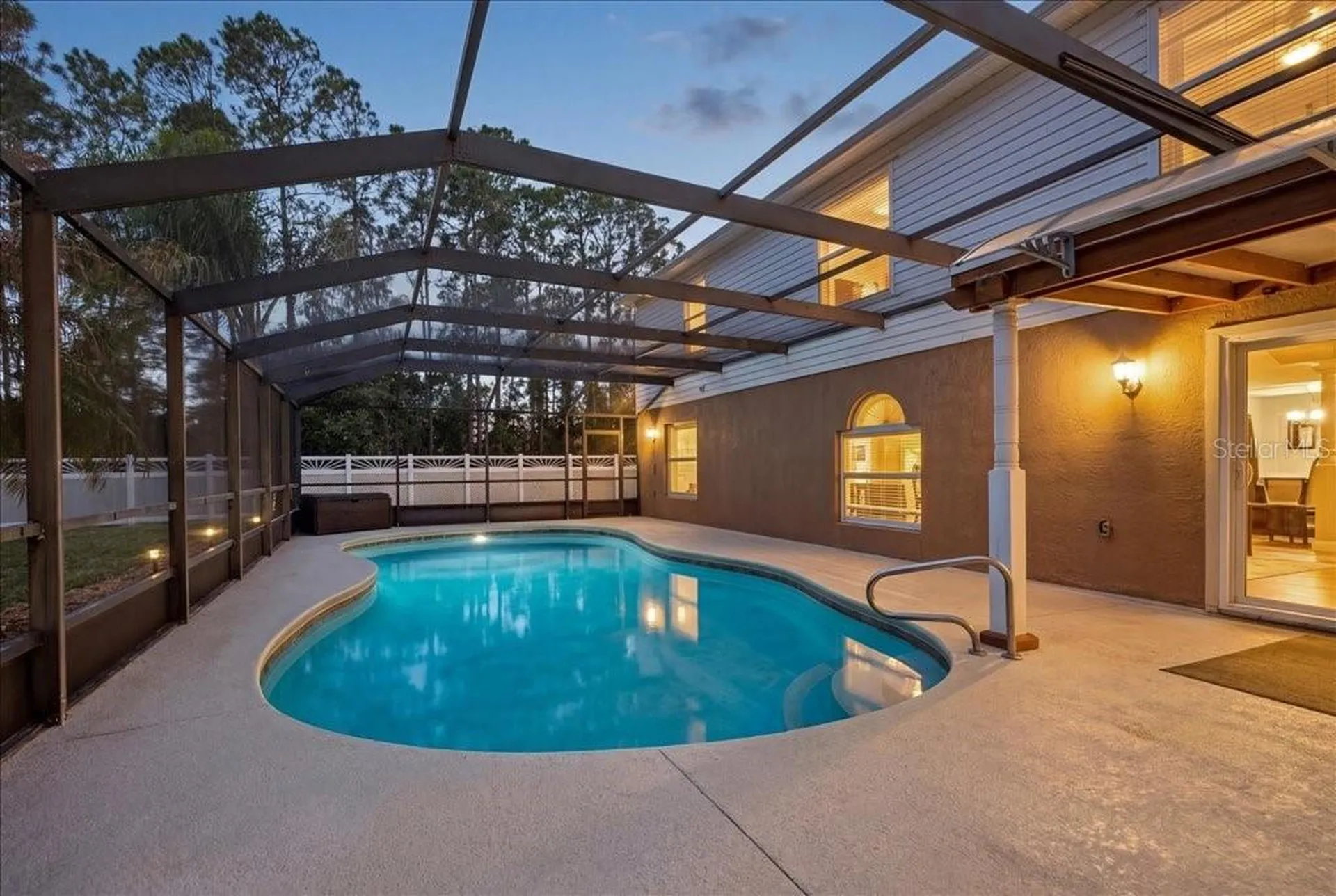 33 Red Barn Drive Palm Coast FL 32164