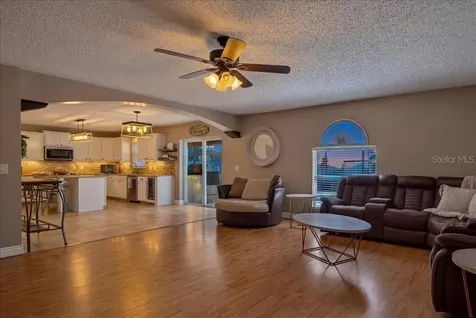 33 Red Barn Drive Palm Coast FL 32164