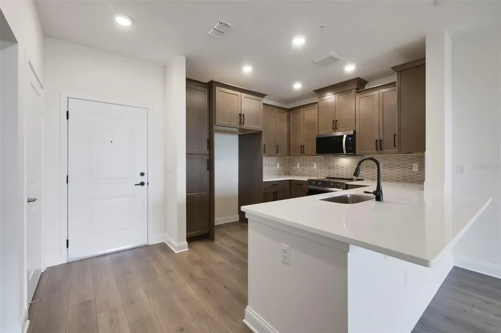 7545 Laureate Boulevard Orlando FL 32827