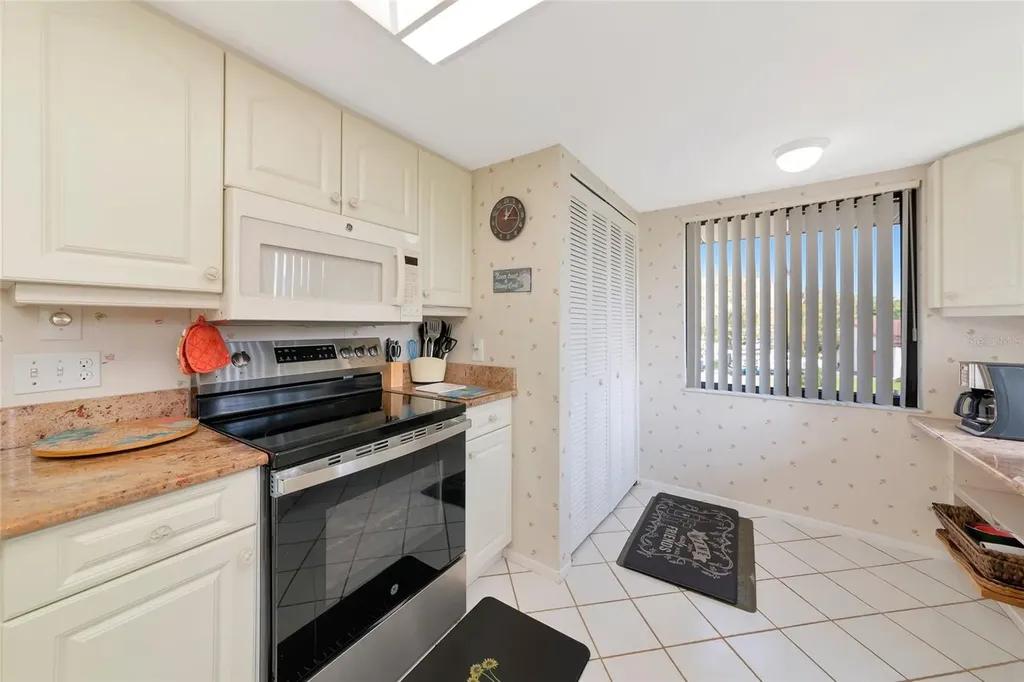 6423 Egret Lane Bradenton FL 34210