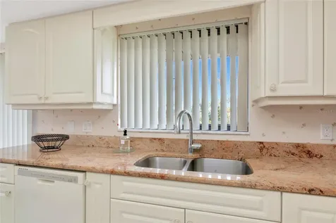 6423 Egret Lane Bradenton FL 34210