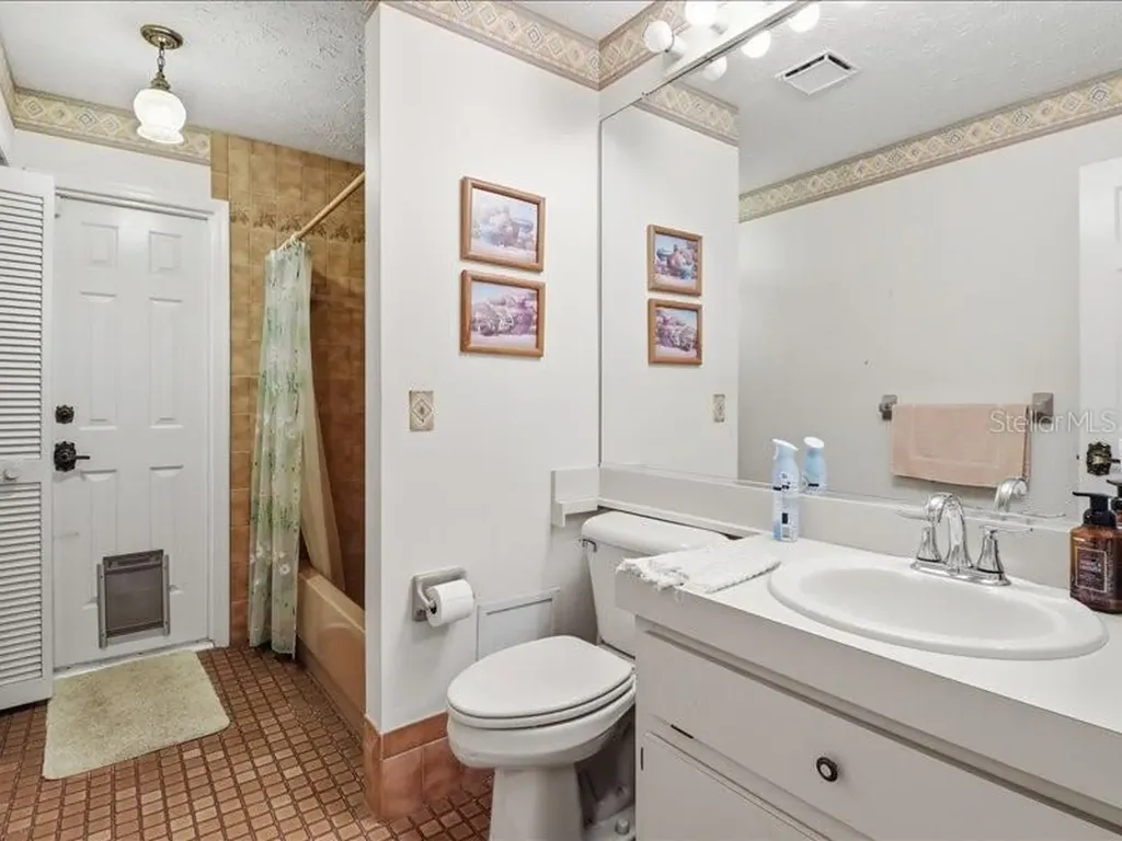 240 N Indianapolis Avenue Hernando FL 34442