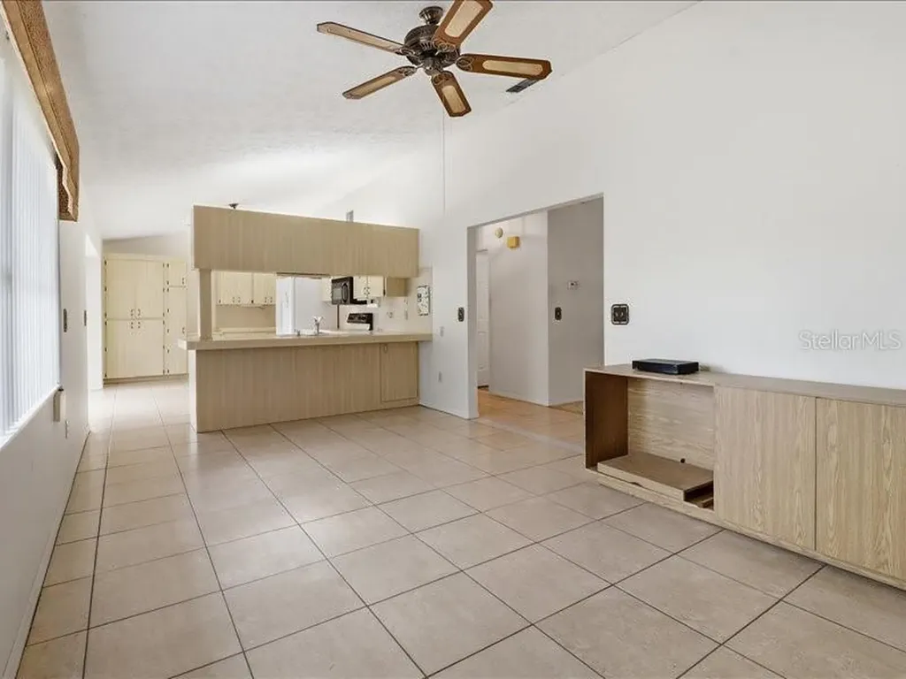 240 N Indianapolis Avenue Hernando FL 34442