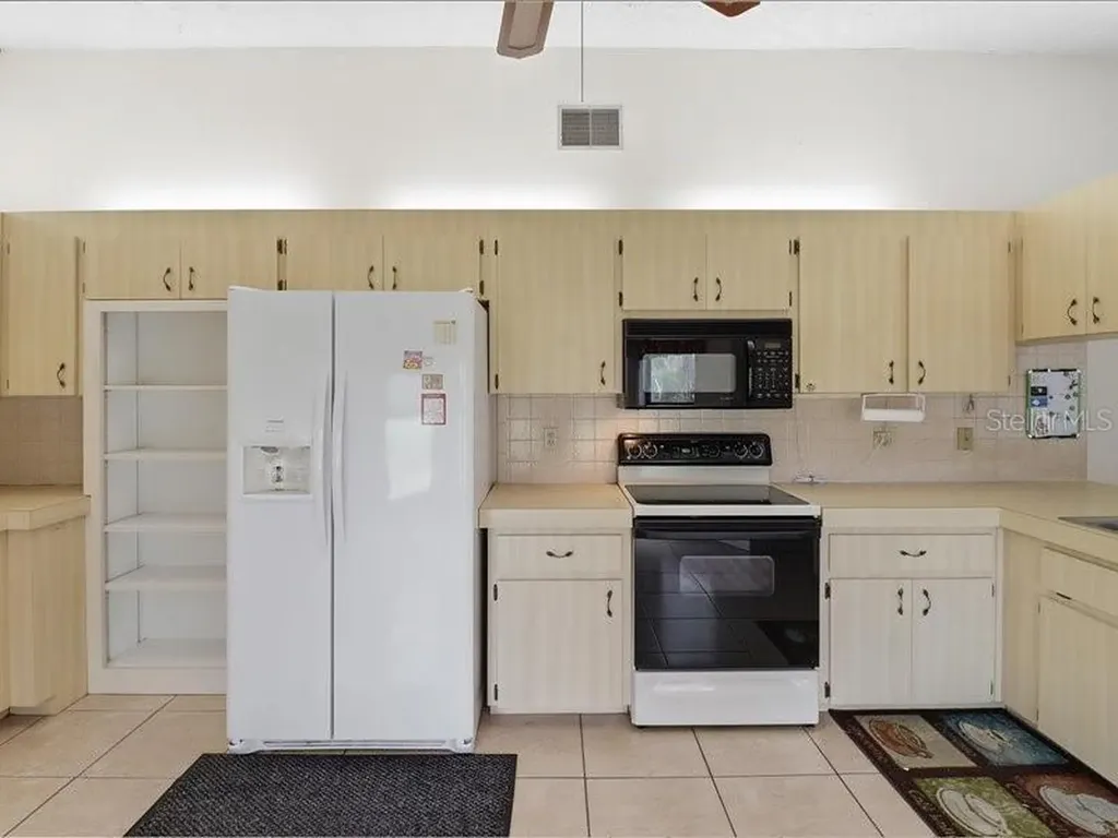 240 N Indianapolis Avenue Hernando FL 34442