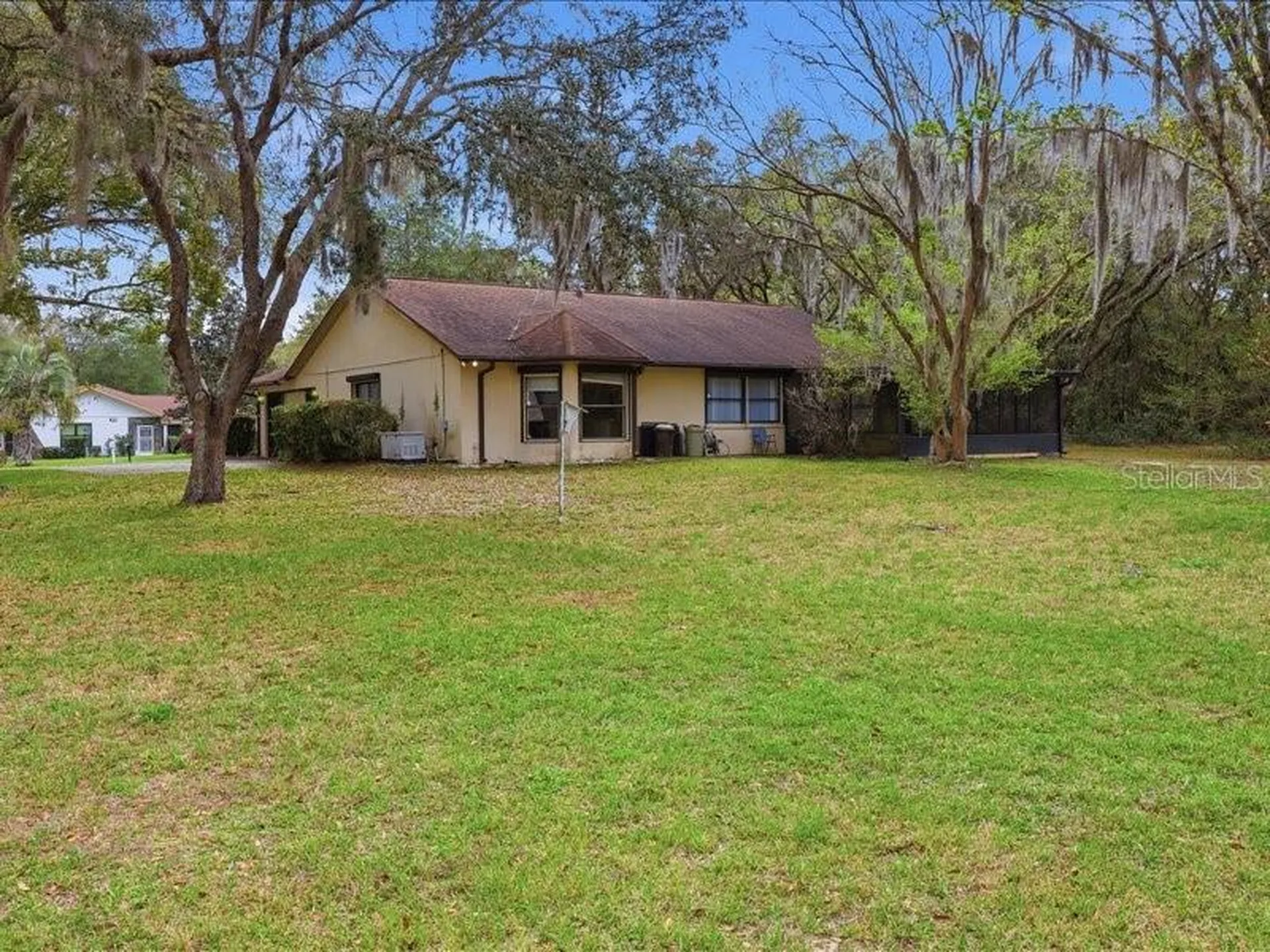 240 N Indianapolis Avenue Hernando FL 34442