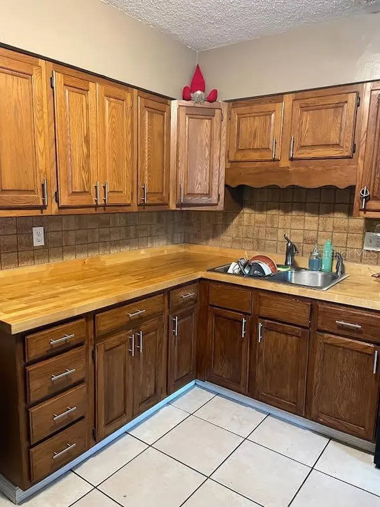 5342 22nd Avenue N St Petersburg FL 33710