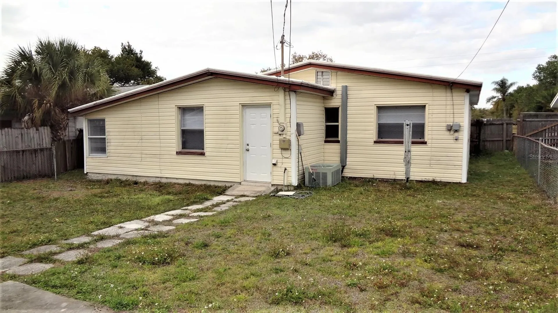 5342 22nd Avenue N St Petersburg FL 33710