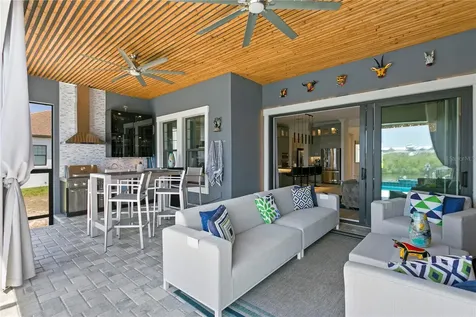 916 Seagrape Drive Ruskin FL 33570