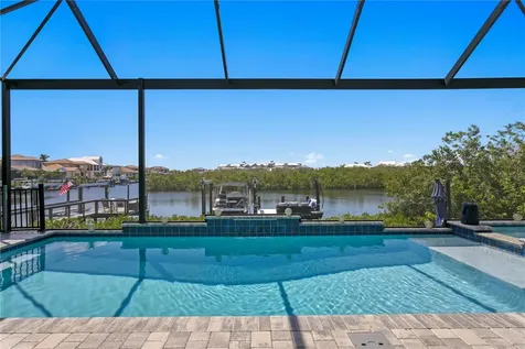 916 Seagrape Drive Ruskin FL 33570