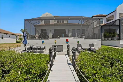 916 Seagrape Drive Ruskin FL 33570