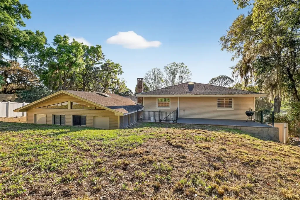 1039 Lake Gracie Drive Eustis FL 32726