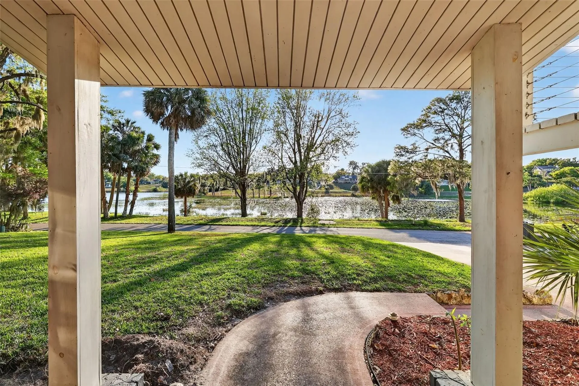 1039 Lake Gracie Drive Eustis FL 32726