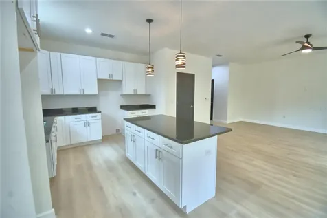 2264 W Longbottom Road Avon Park FL 33825