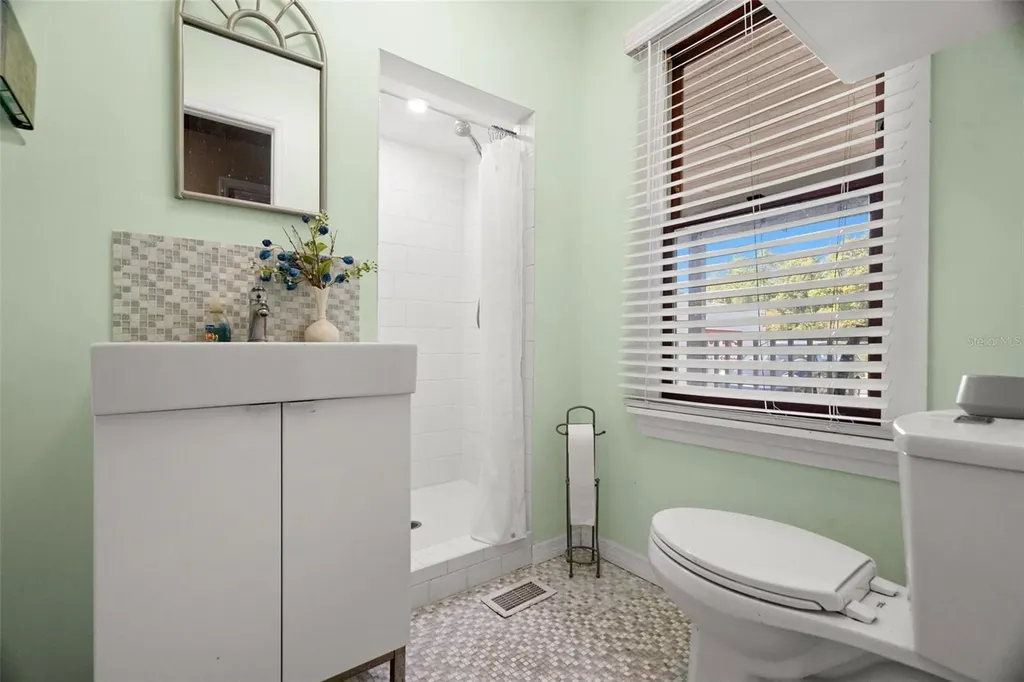 6890 County Road 95 Palm Harbor FL 34684