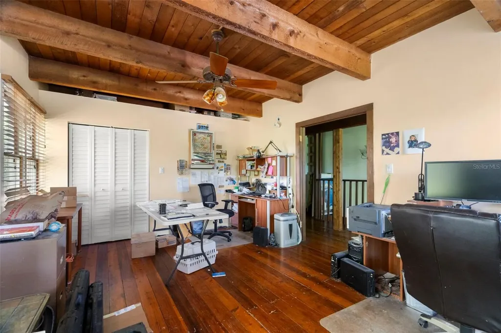 6890 County Road 95 Palm Harbor FL 34684