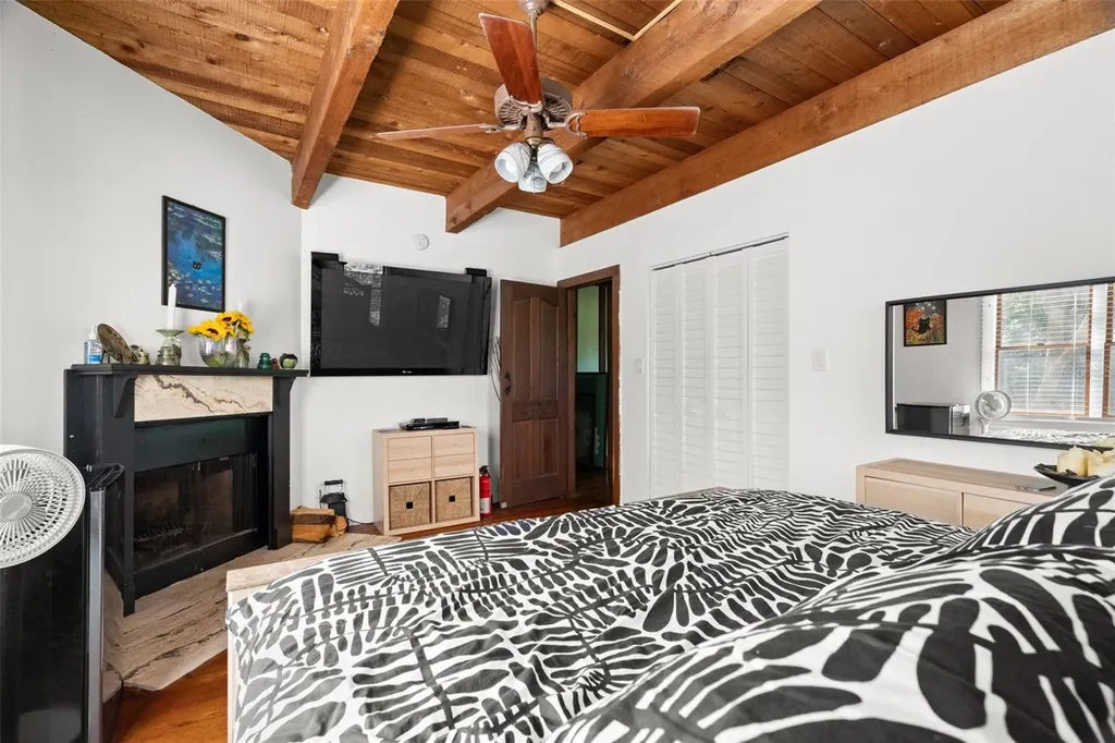 6890 County Road 95 Palm Harbor FL 34684