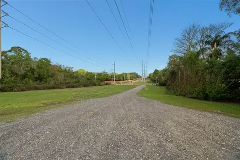 6890 County Road 95 Palm Harbor FL 34684