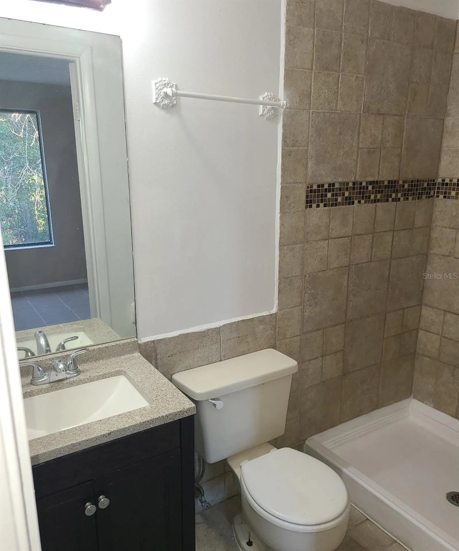 4916 Silver Oaks Village Orlando FL 32808