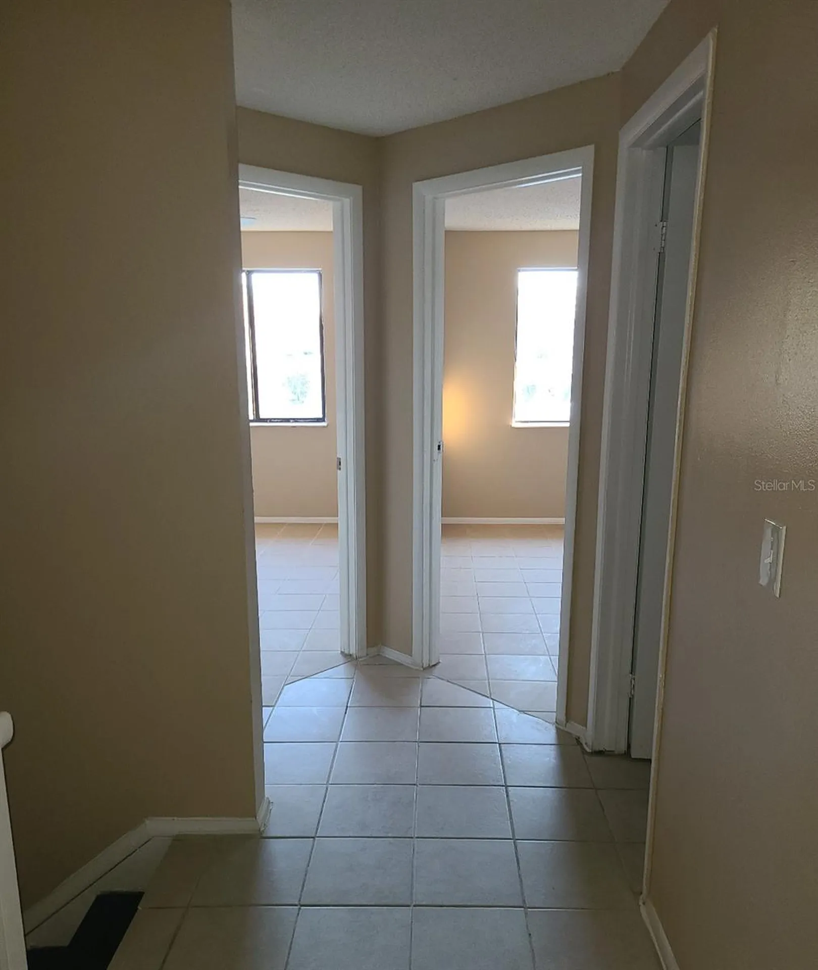4916 Silver Oaks Village Orlando FL 32808
