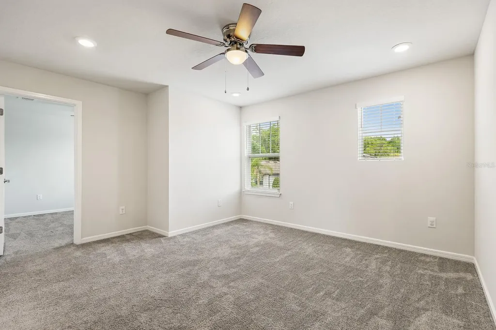 728 Parsons Mooring Court Seffner FL 33584