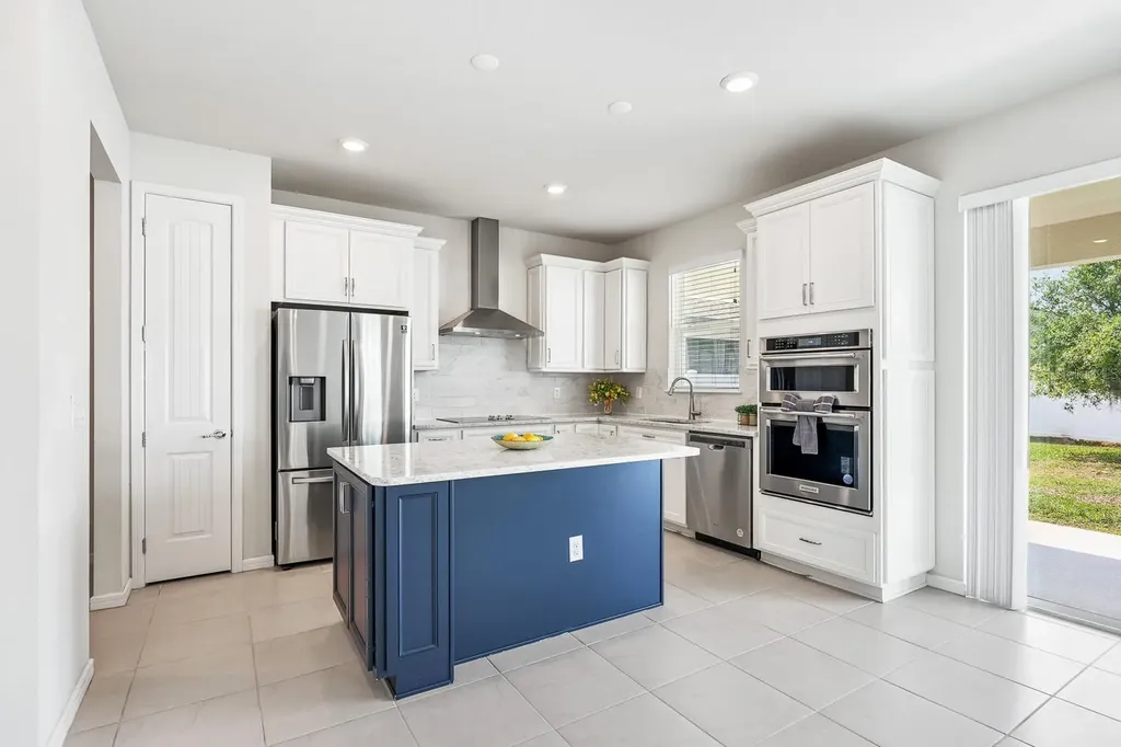 728 Parsons Mooring Court Seffner FL 33584