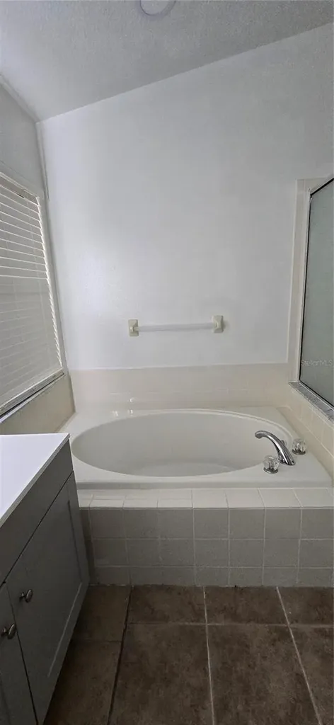 1810 Greystone Heights Drive Valrico FL 33594
