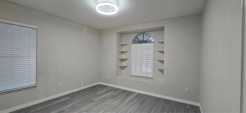 1810 Greystone Heights Drive Valrico FL 33594
