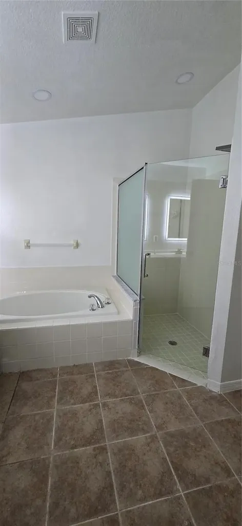 1810 Greystone Heights Drive Valrico FL 33594