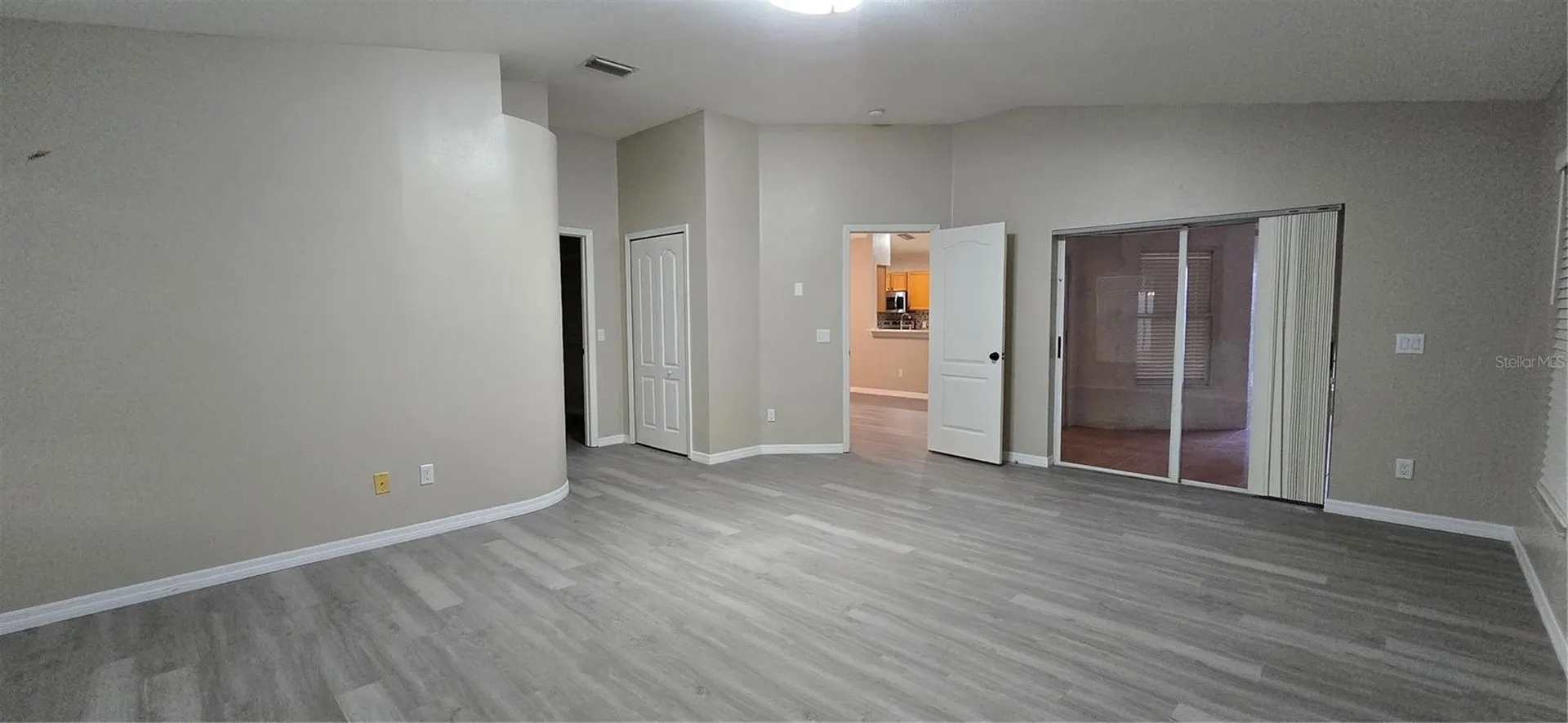 1810 Greystone Heights Drive Valrico FL 33594