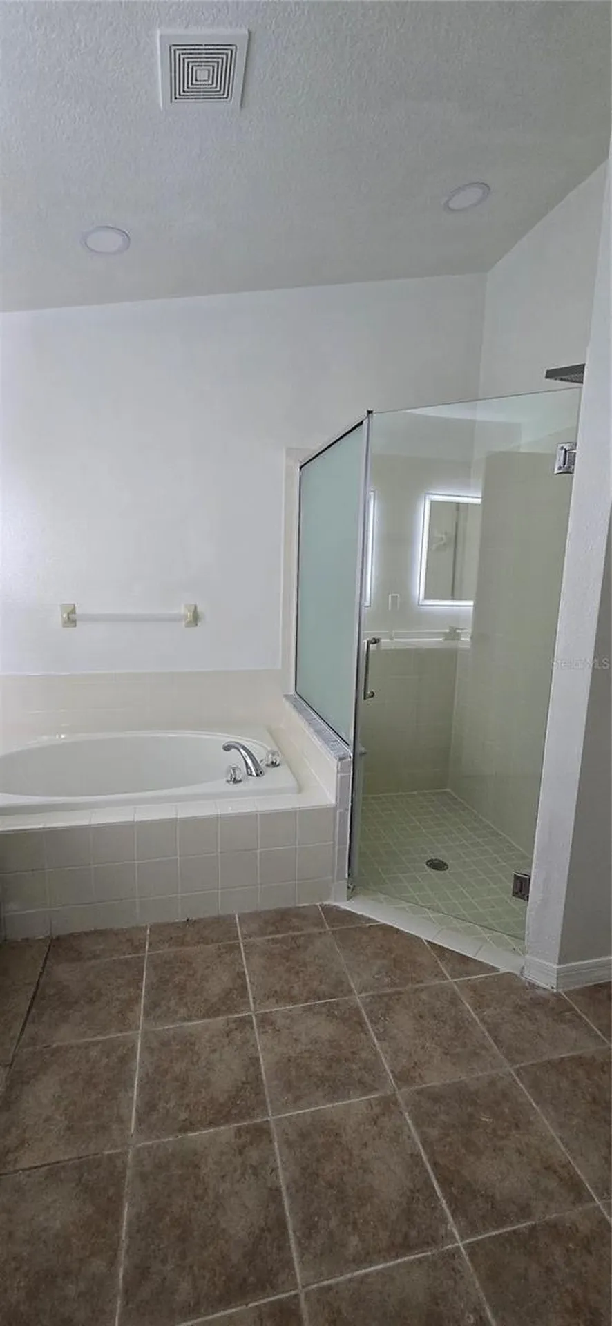 1810 Greystone Heights Drive Valrico FL 33594