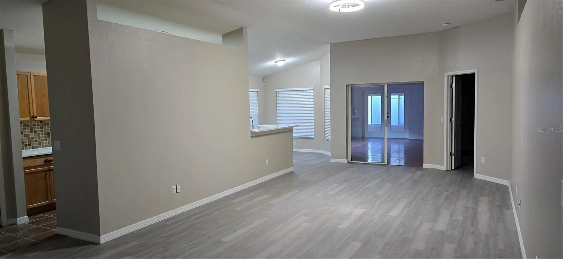 1810 Greystone Heights Drive Valrico FL 33594