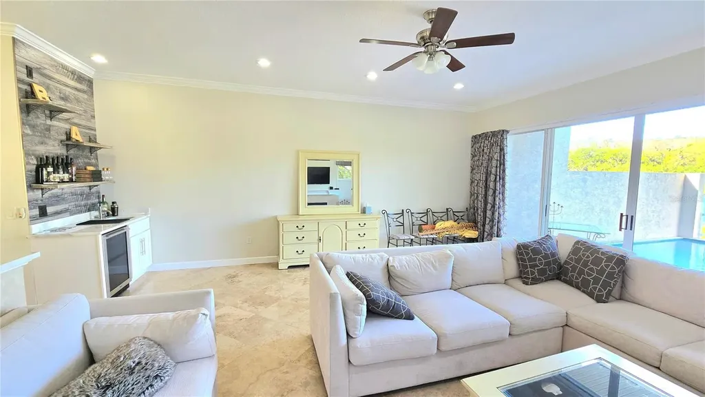 1806 Lago Vista Boulevard Palm Harbor FL 34685