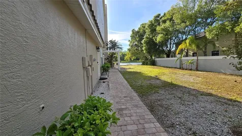 1806 Lago Vista Boulevard Palm Harbor FL 34685