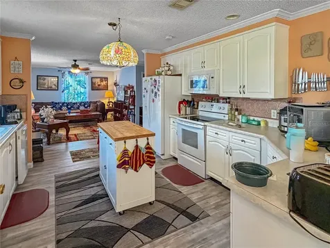2875 Silver Spur Loop Lake Wales FL 33898