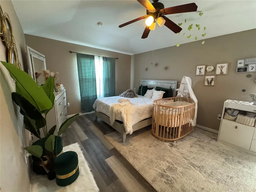 435 Stone Briar Drive Ruskin FL 33570