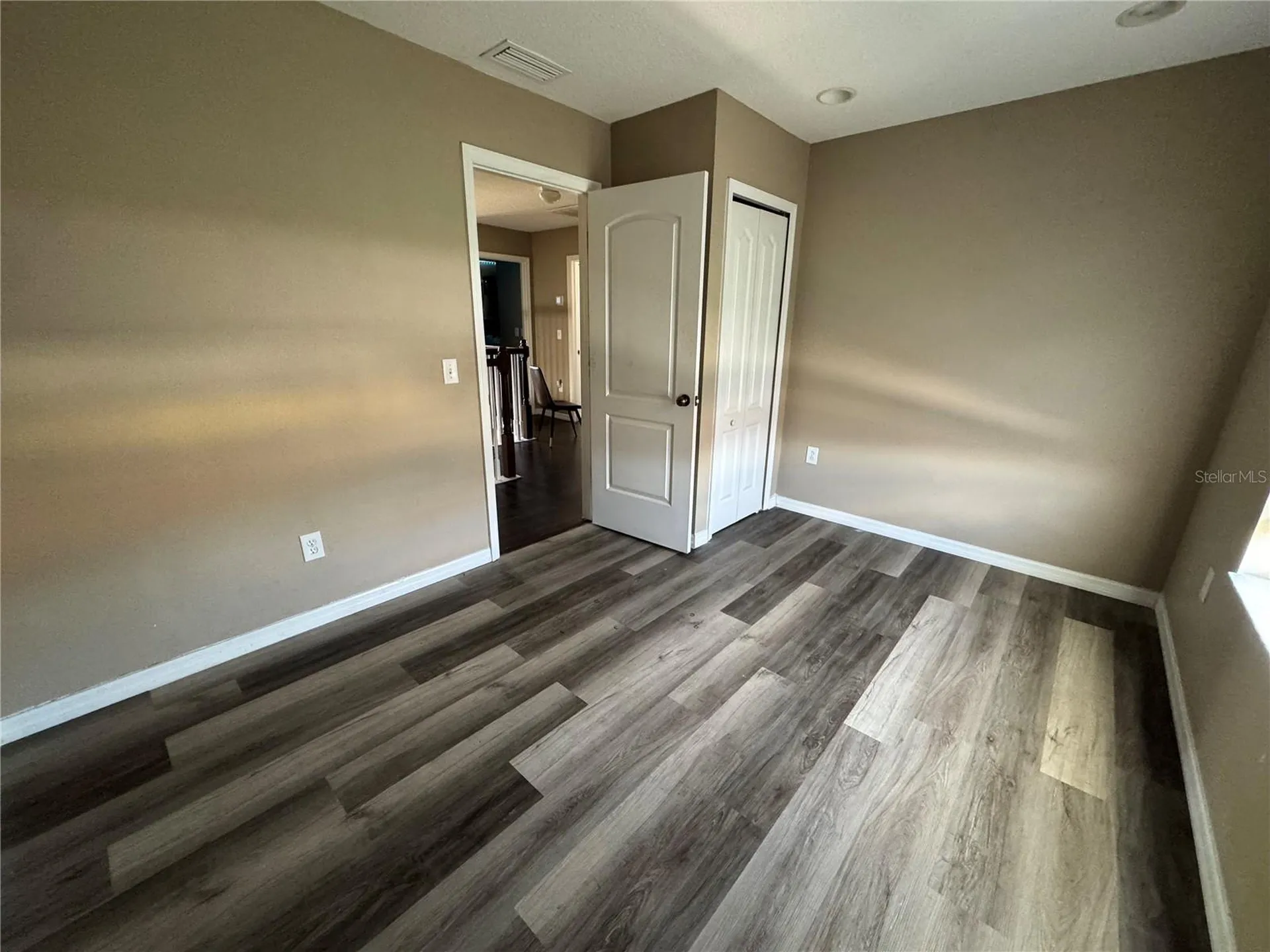 435 Stone Briar Drive Ruskin FL 33570