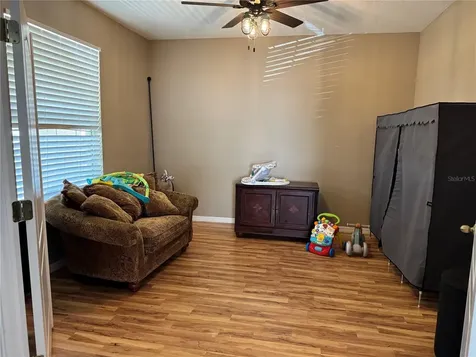 435 Stone Briar Drive Ruskin FL 33570