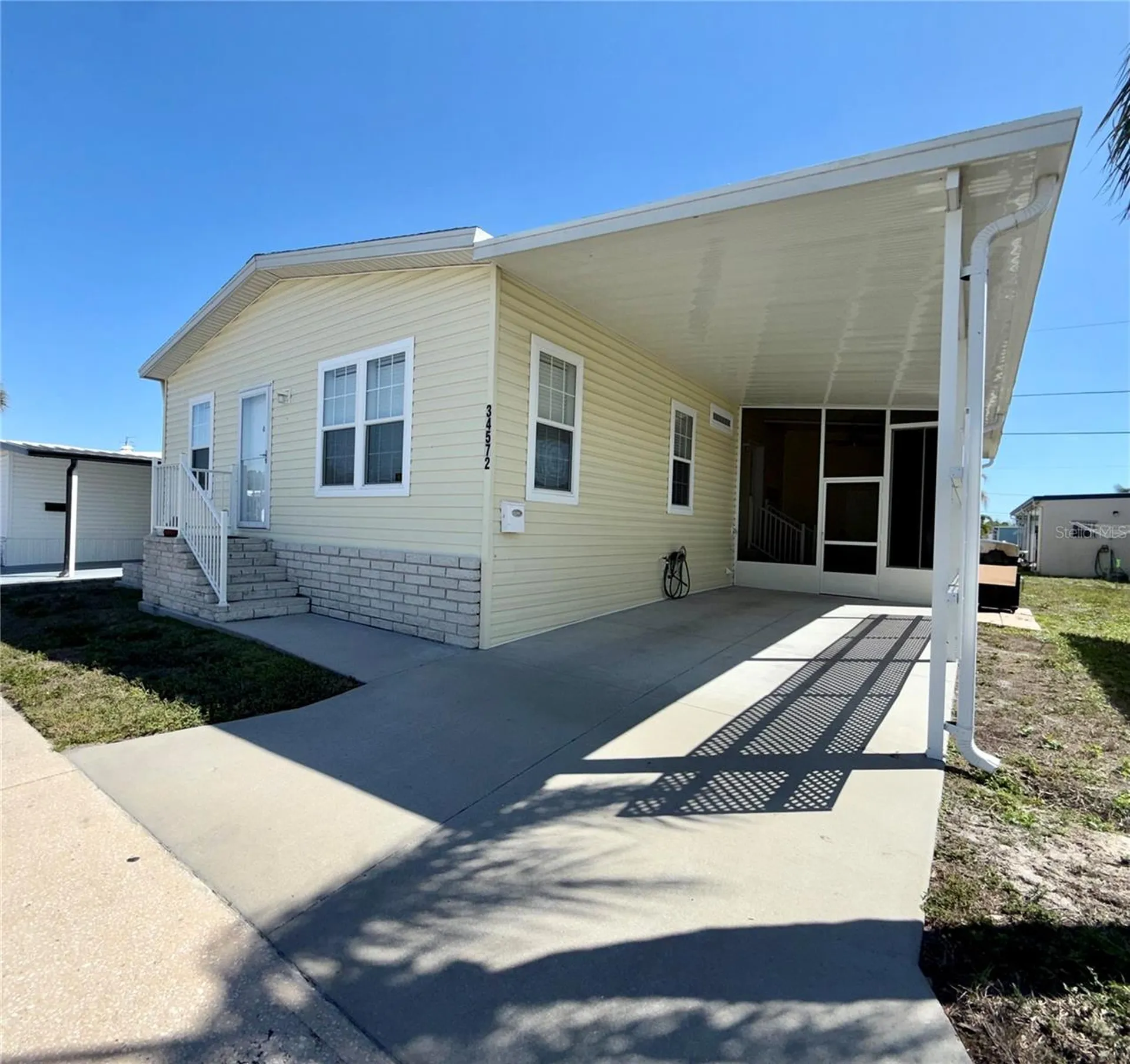 34572 Gardenia Drive N Pinellas Park FL 33781