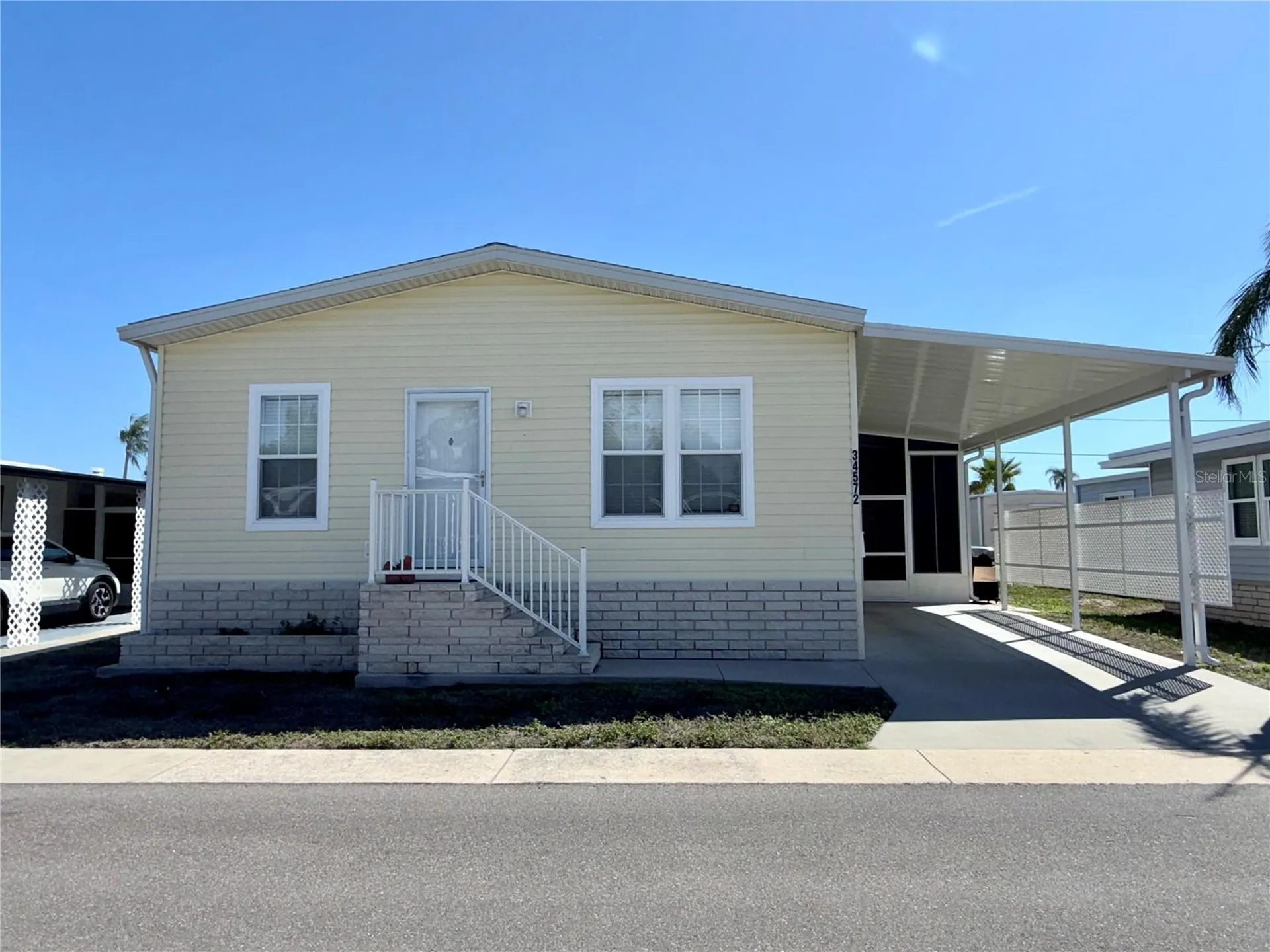 34572 Gardenia Drive N Pinellas Park FL 33781