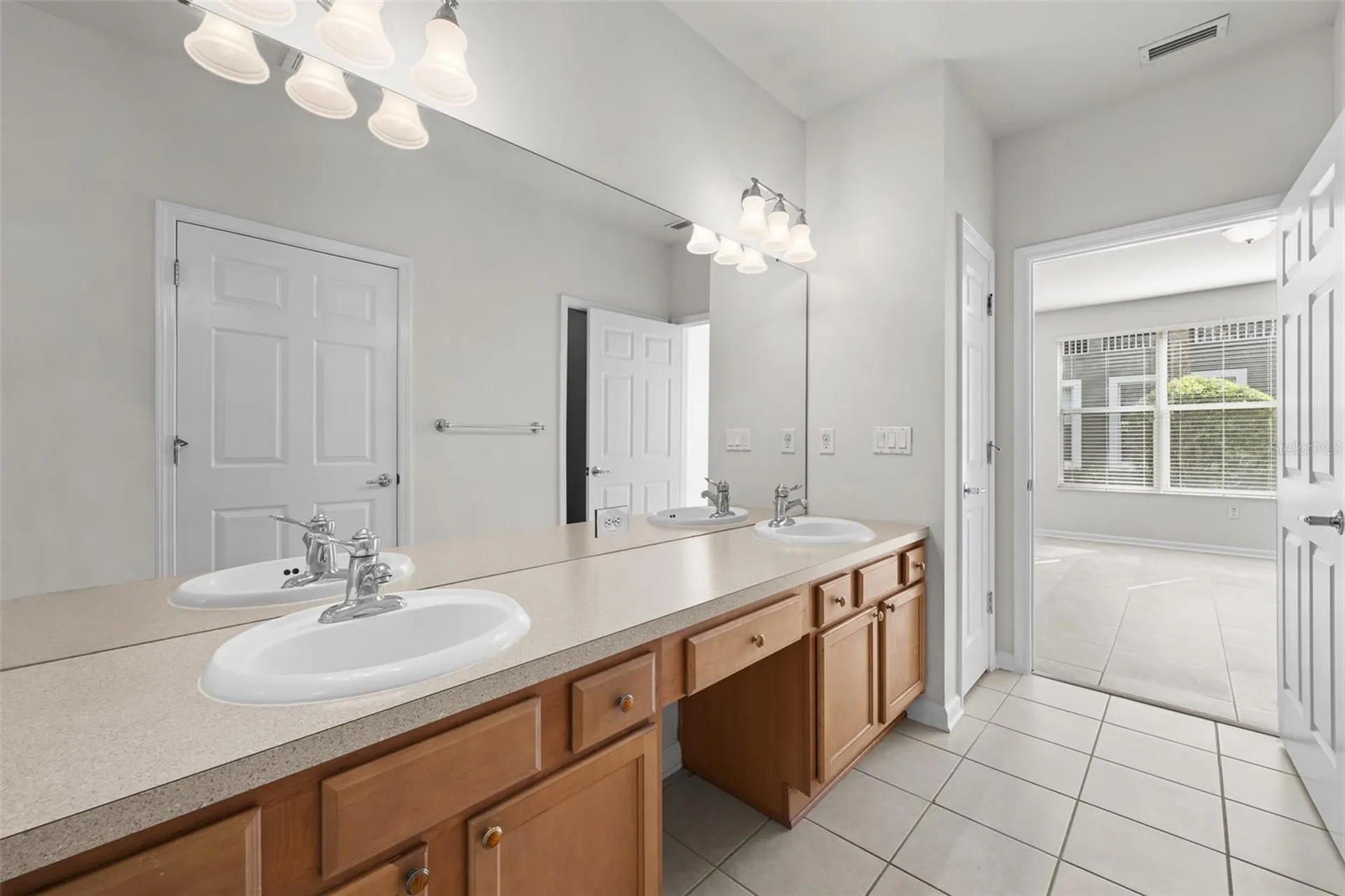 2158 River Turia Circle Riverview FL 33578