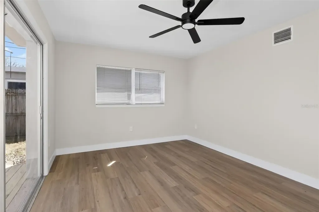 1321 Murray Avenue Clearwater FL 33755