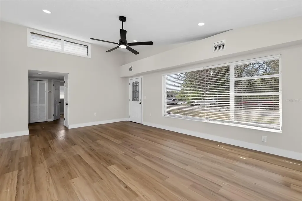 1321 Murray Avenue Clearwater FL 33755