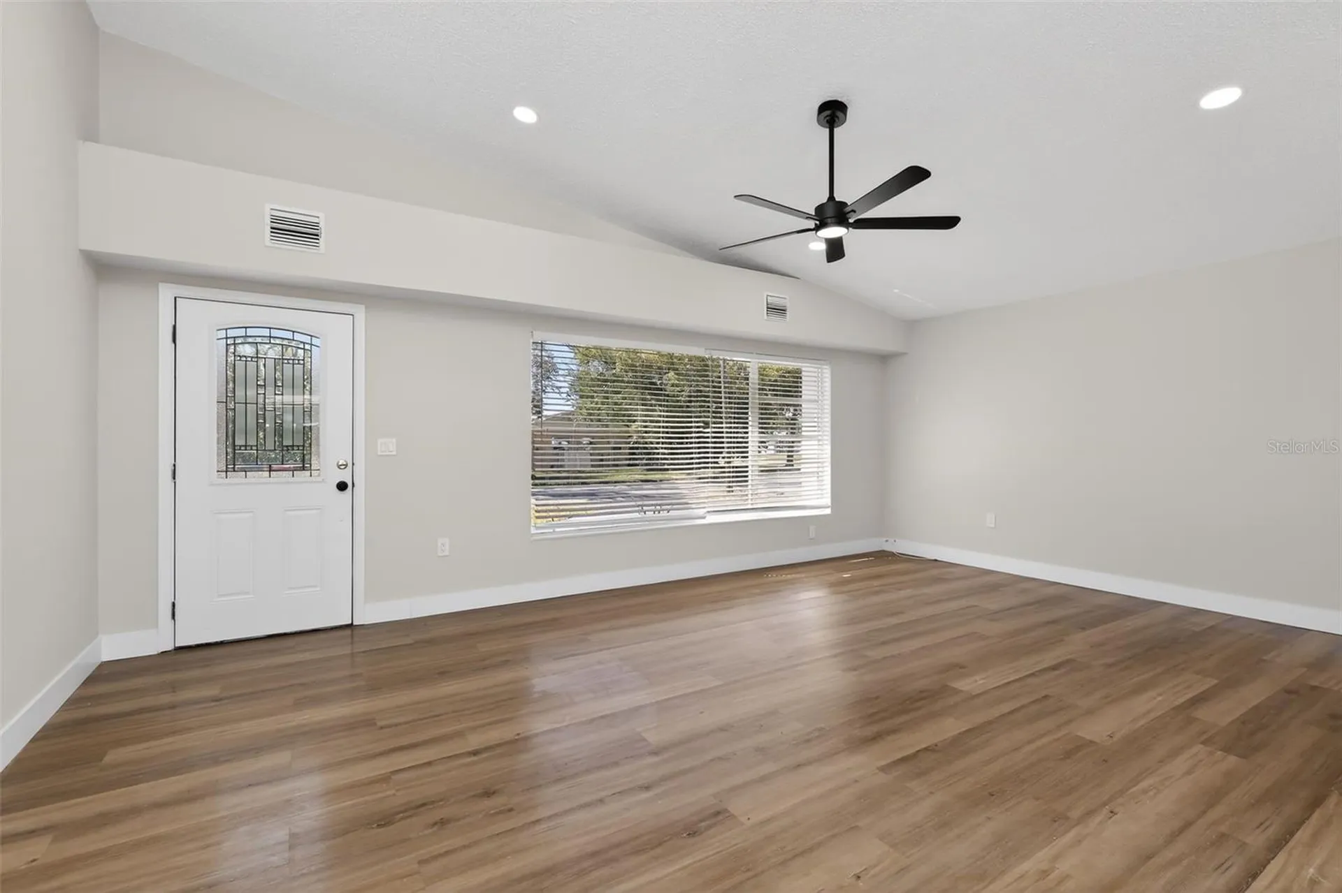 1321 Murray Avenue Clearwater FL 33755