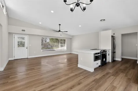 1321 Murray Avenue Clearwater FL 33755